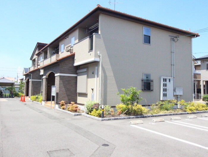 物件外観写真3　(外観写真)