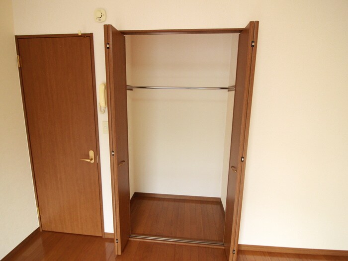 物件内観写真10　(収納)