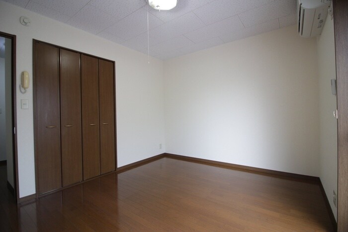 物件内観写真12　(居室)