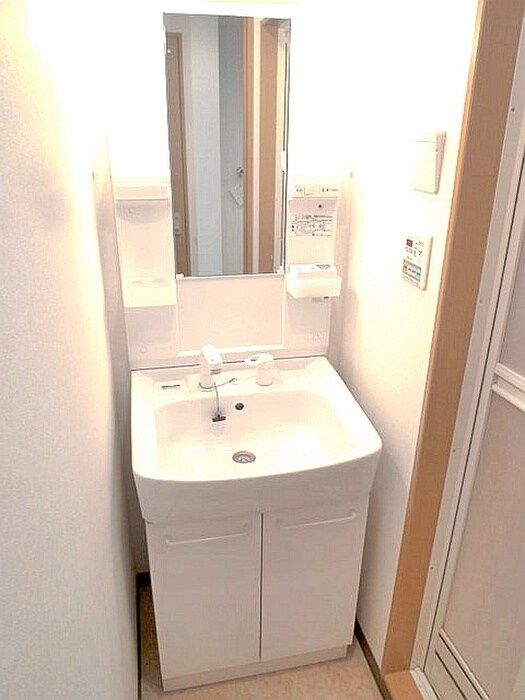 物件内観写真10　(洗面)