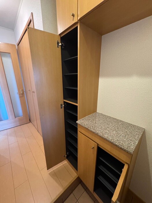 物件内観写真17　(靴箱)