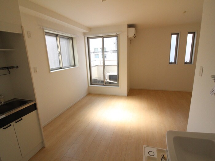 物件内観写真10　(居室)