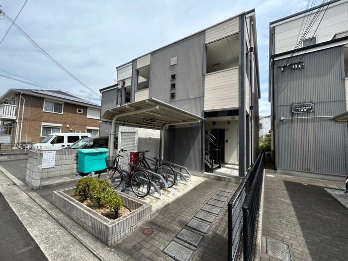 物件外観写真6　(外観写真)