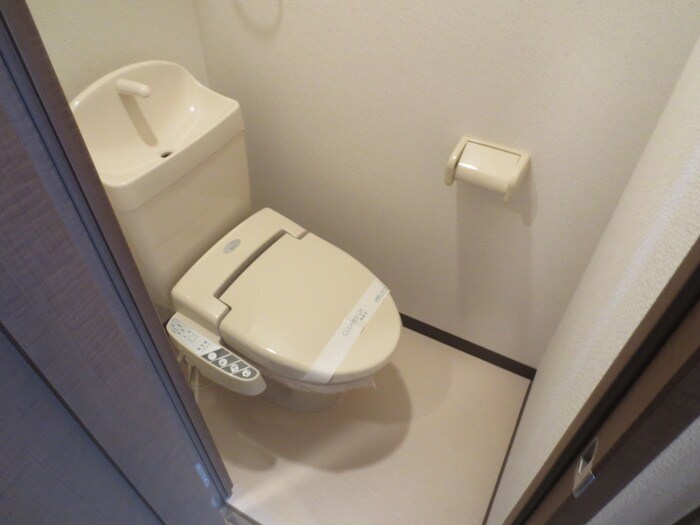 物件内観写真11　(トイレ)