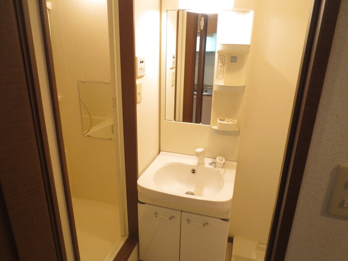 物件内観写真12　(洗面)