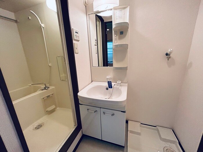 物件内観写真12　(洗面)