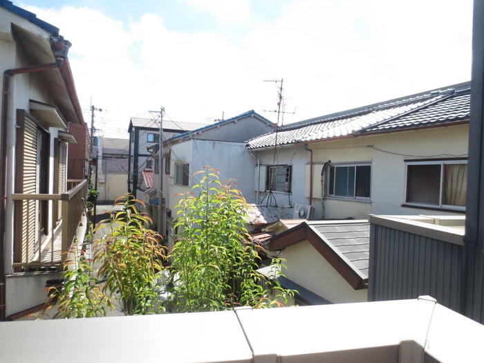 物件内観写真16　(室内からの展望)