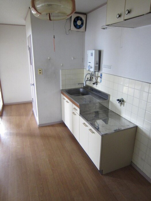 物件内観写真21　(廊下)