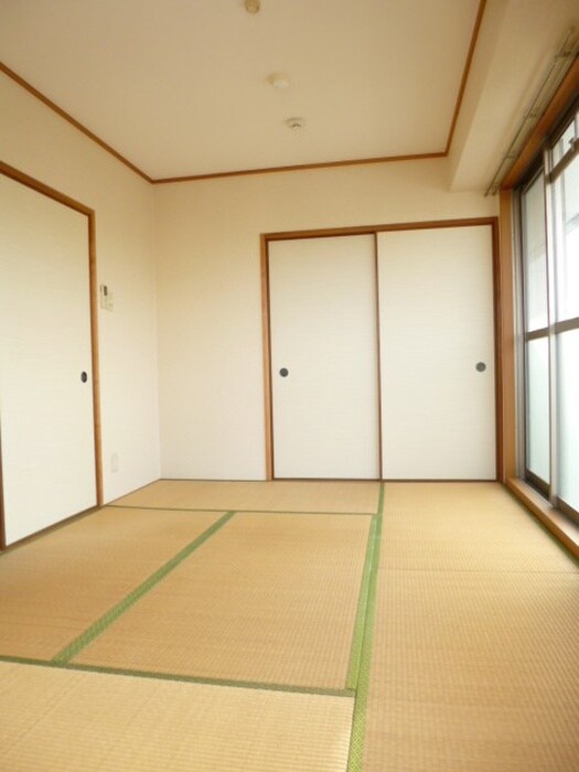 物件内観写真15　(居室)