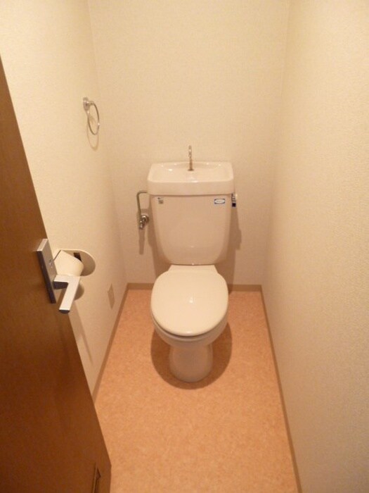 物件内観写真16　(トイレ)