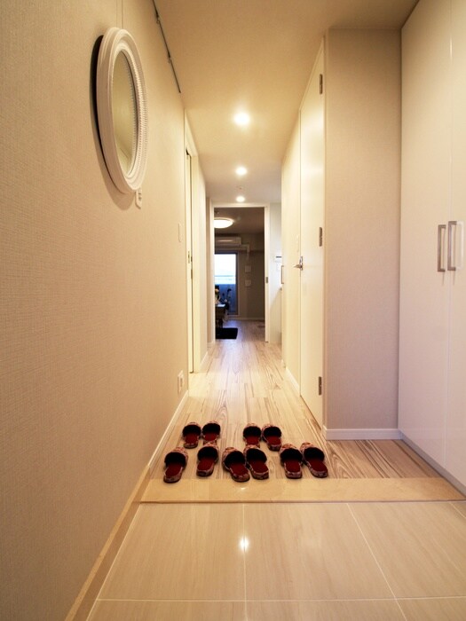 物件内観写真8　(廊下)