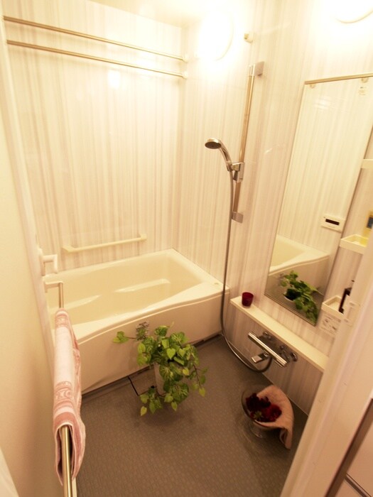 物件内観写真12　(バス／シャワールーム等)