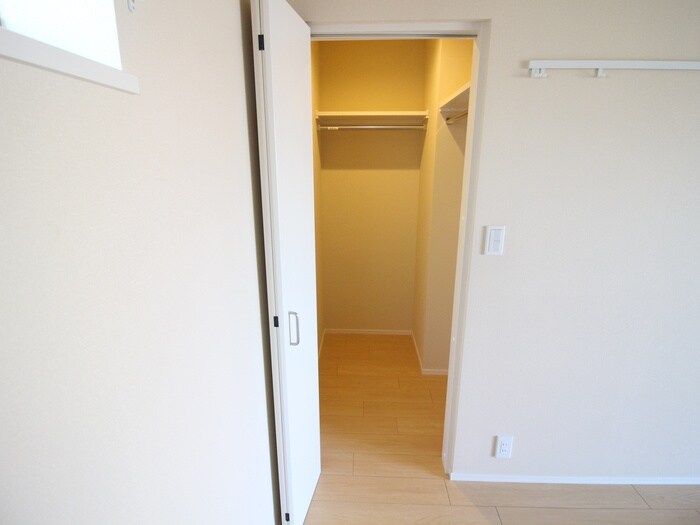 物件内観写真10　(収納)
