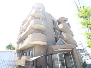 アンテレッセ外観写真