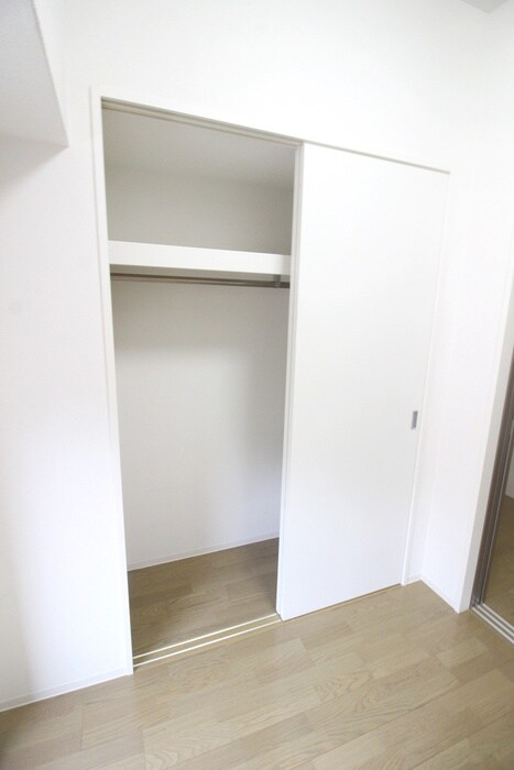 物件内観写真15　(収納)