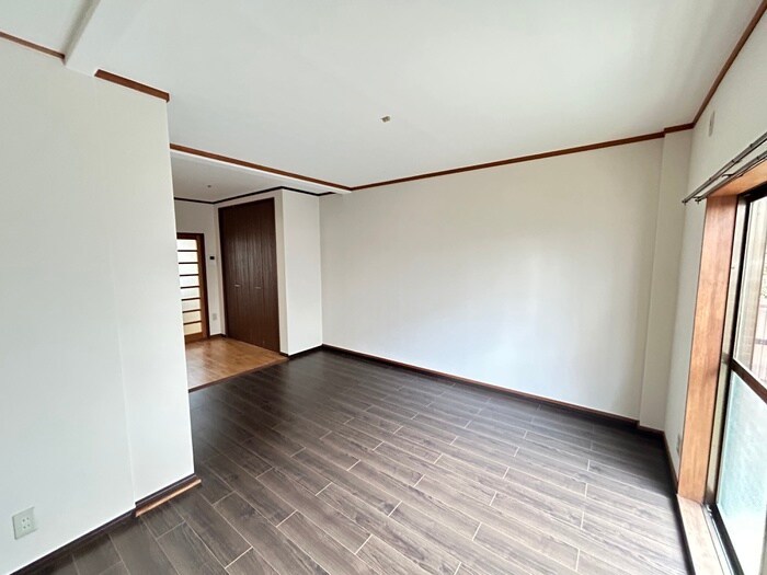 物件内観写真8　(居室)