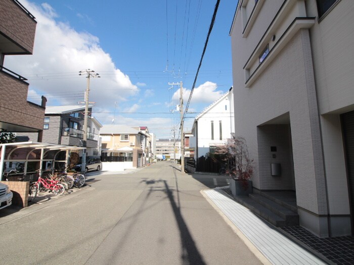 物件外観写真6　(周辺環境)