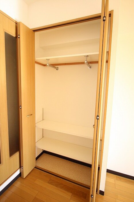 物件内観写真14　(収納)