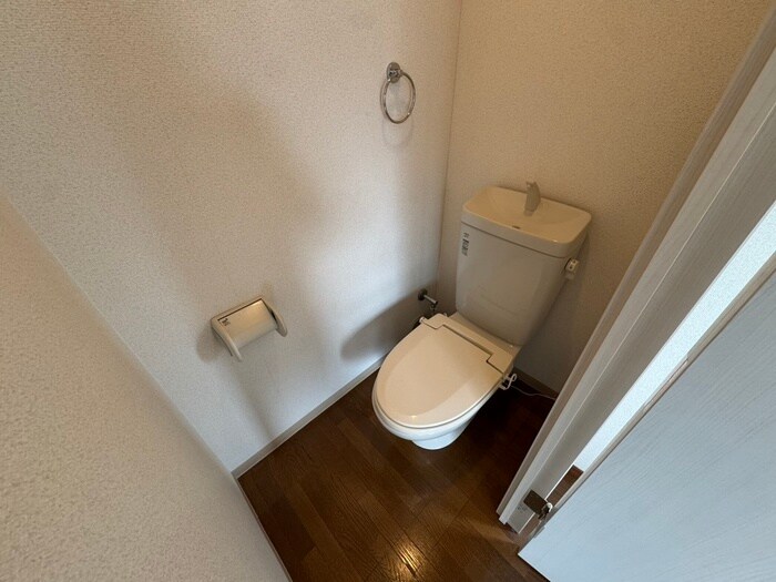 物件内観写真13　(トイレ)