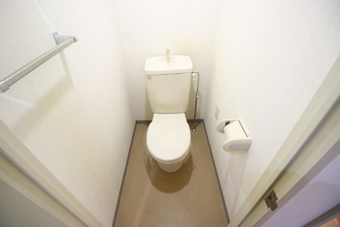 物件内観写真9　(トイレ)