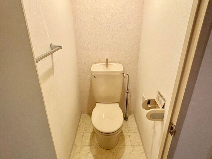 物件内観写真10　(トイレ)