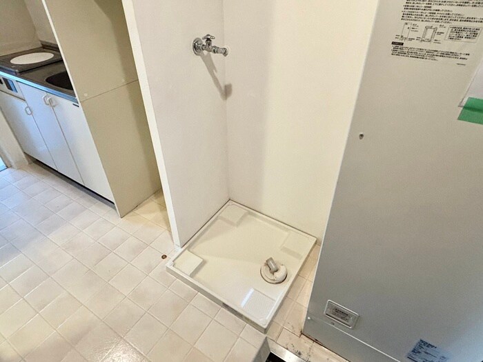 物件内観写真15　(洗濯機置場)