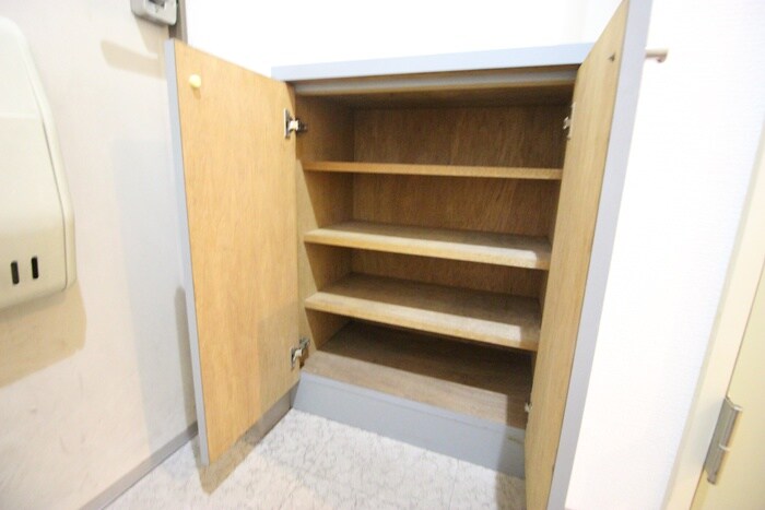 物件内観写真16　(靴箱)