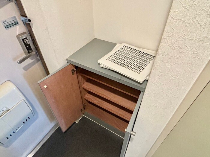 物件内観写真17　(靴箱)