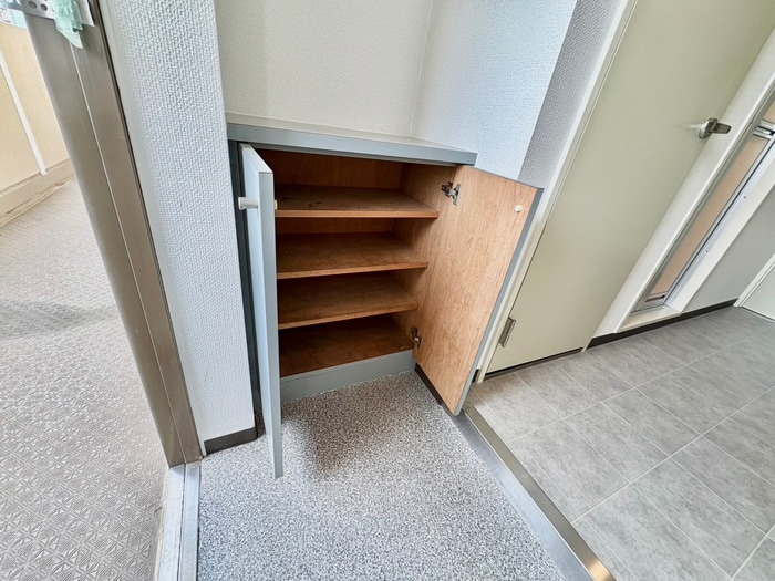 物件内観写真19　(靴箱)