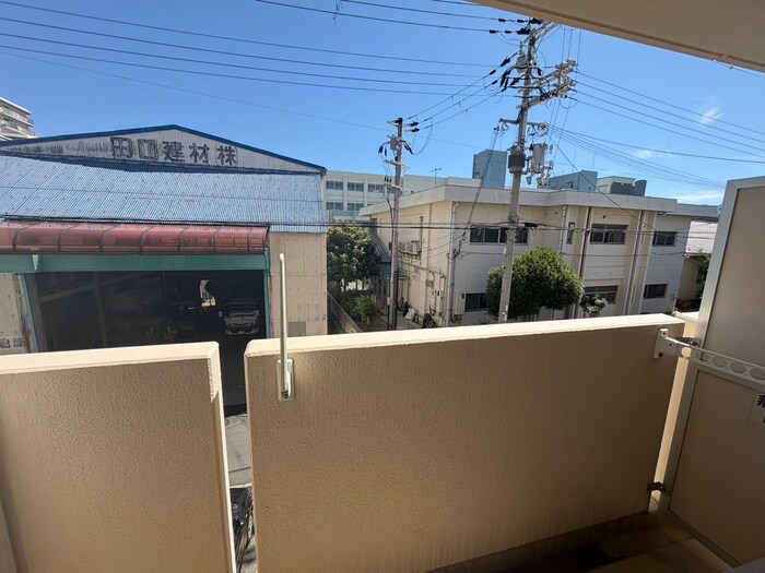 物件内観写真19　(室内からの展望)