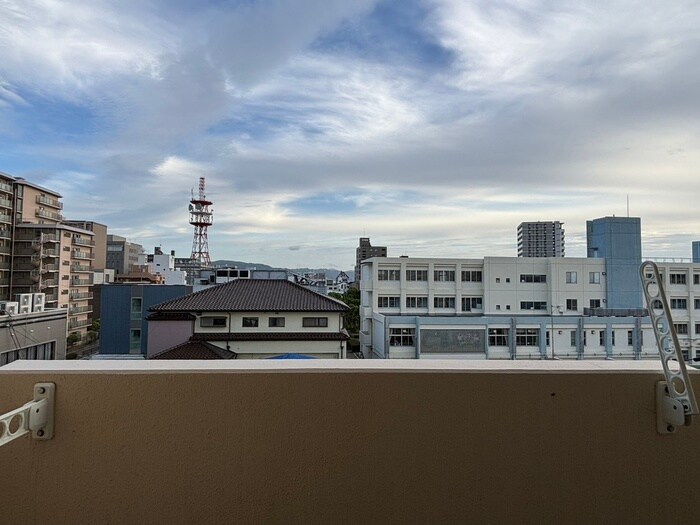 物件内観写真22　(室内からの展望)