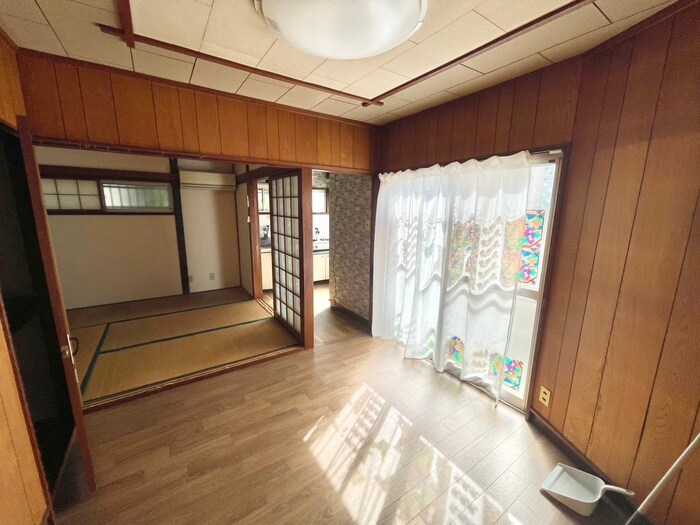 物件内観写真4　(居室)