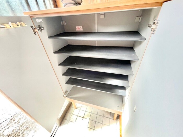 物件内観写真18　(靴箱)