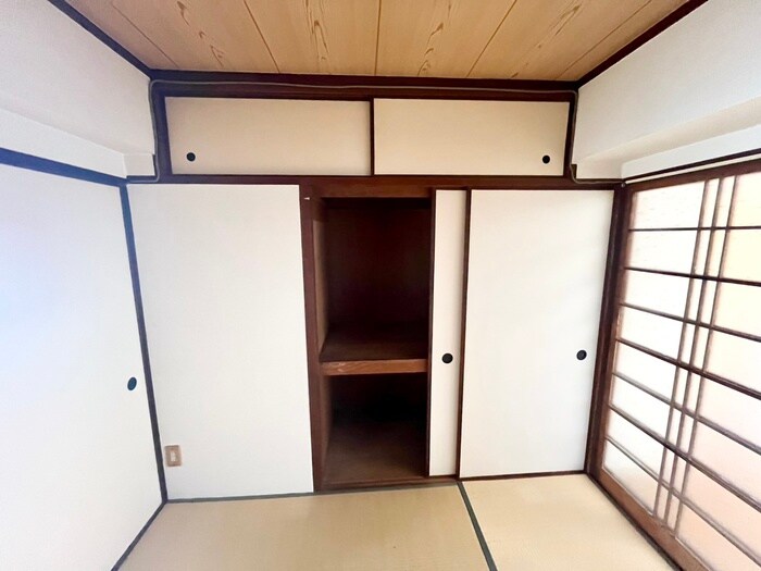 物件内観写真10　(収納)