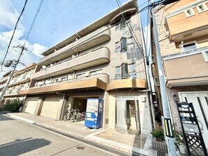 コ－ポ西森香里園外観写真
