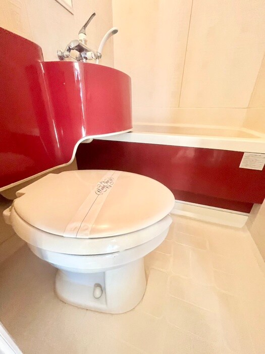 物件内観写真9　(トイレ)