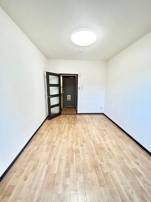 物件内観写真12　(居室)