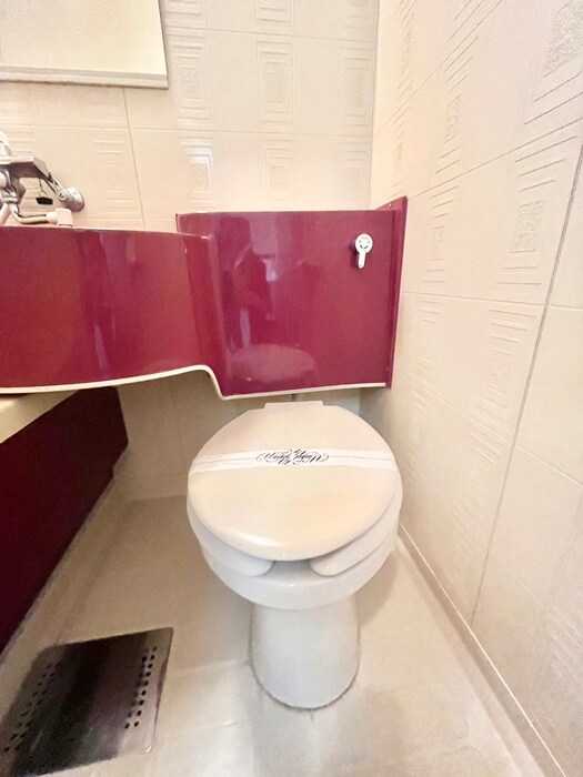 物件内観写真13　(トイレ)