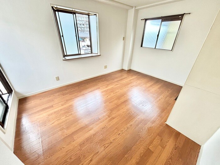 物件内観写真11　(居室)