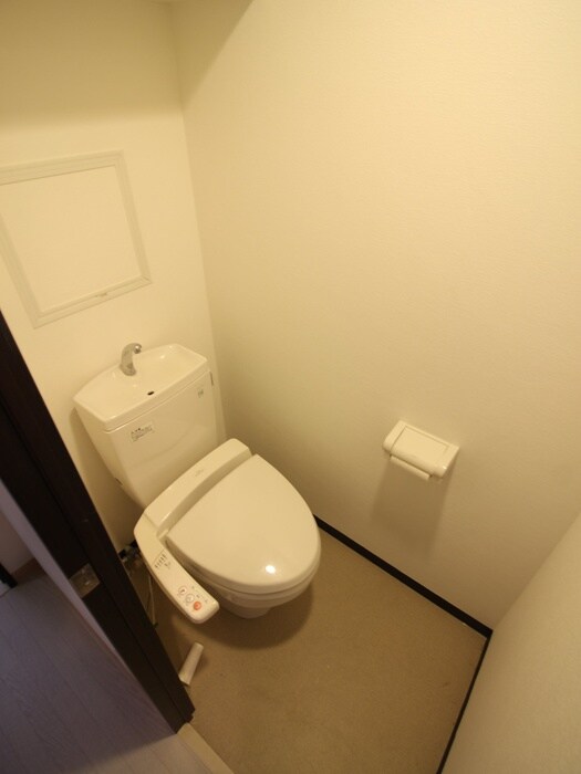 物件内観写真8　(トイレ)