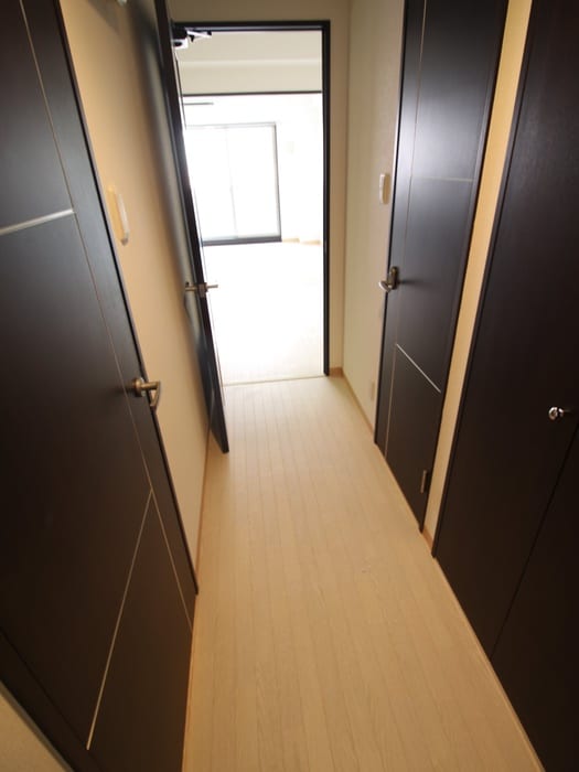 物件内観写真17　(廊下)