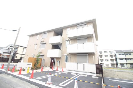 メゾン プレミール外観写真