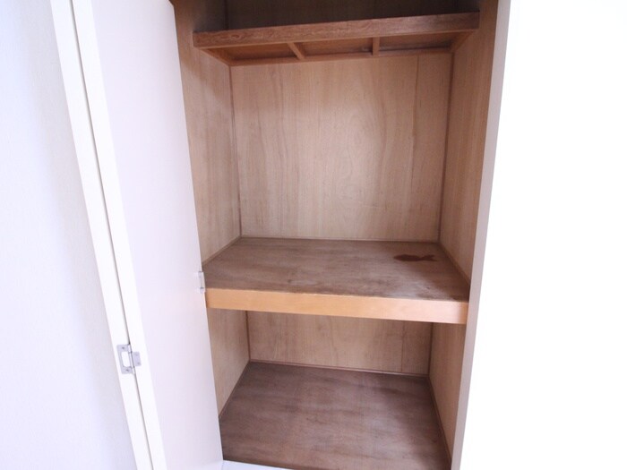 物件内観写真10　(収納)