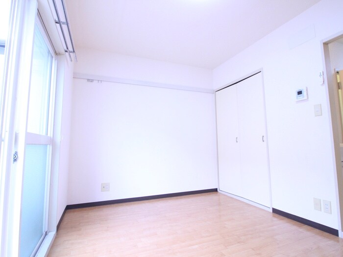 物件内観写真14　(居室)