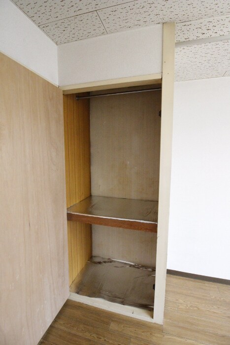 物件内観写真7　(収納)