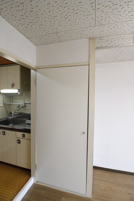 物件内観写真10　(内観写真)