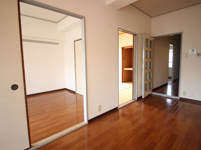 物件内観写真22　(居室)