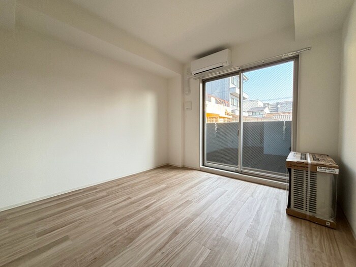 物件内観写真3　(居室)