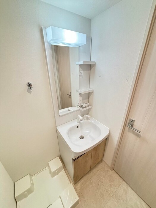 物件内観写真8　(洗面)