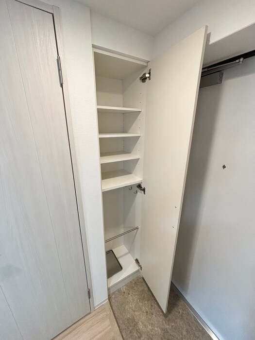 物件内観写真11　(靴箱)